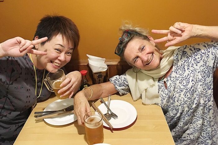 フランス人バイヤーソフィーさんとバイヤーすがっち