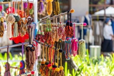 冬でも楽しむエスニックファッション｜暖かく個性的に着こなすおすすめアイテム