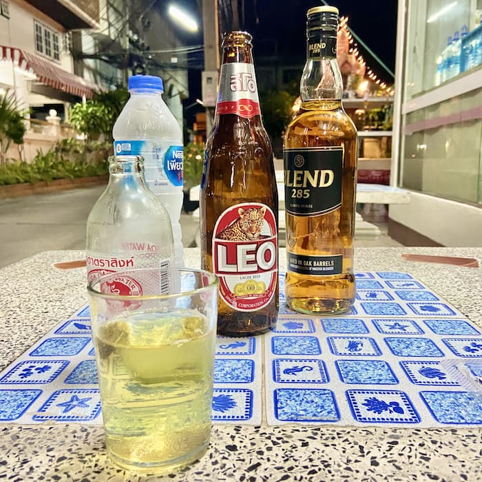 タイのビールトウイスキー