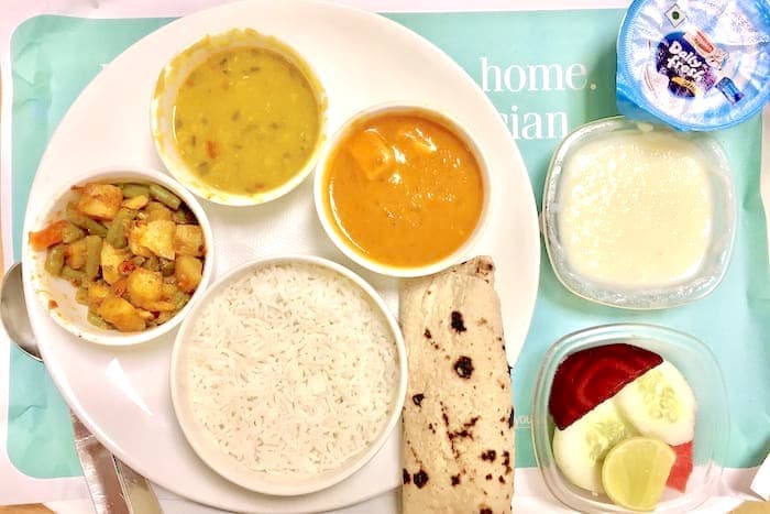 インドの入院食はカレー