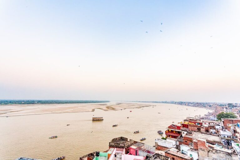 大きなガンジス川の眺め